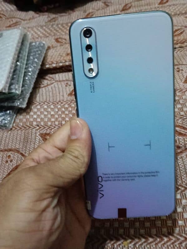 vivo s1 3