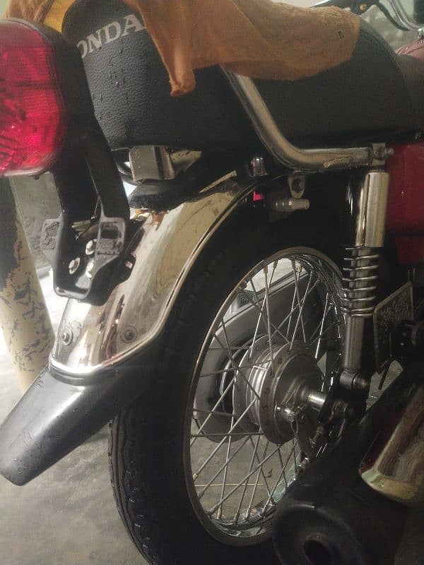 Honda Cg125 Just 5500km drive applied for 7