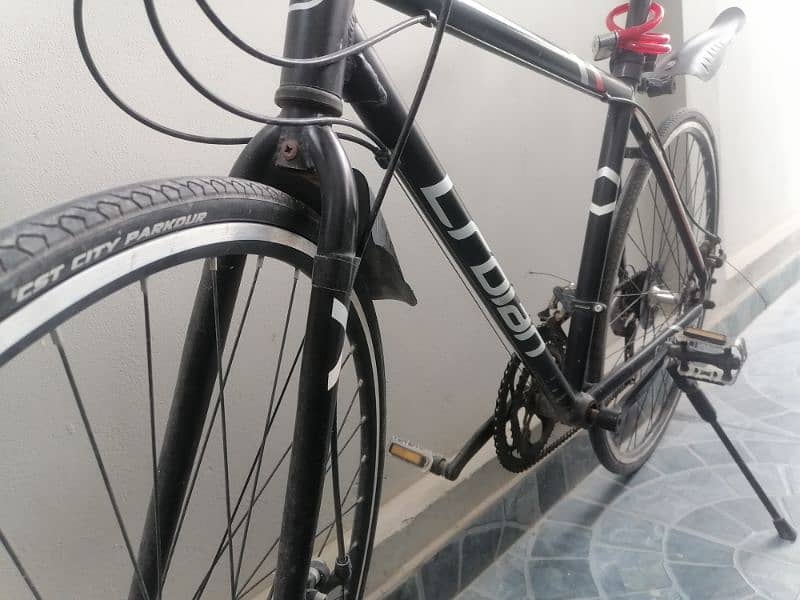 Black Colour aluminium Road Bicycle 2