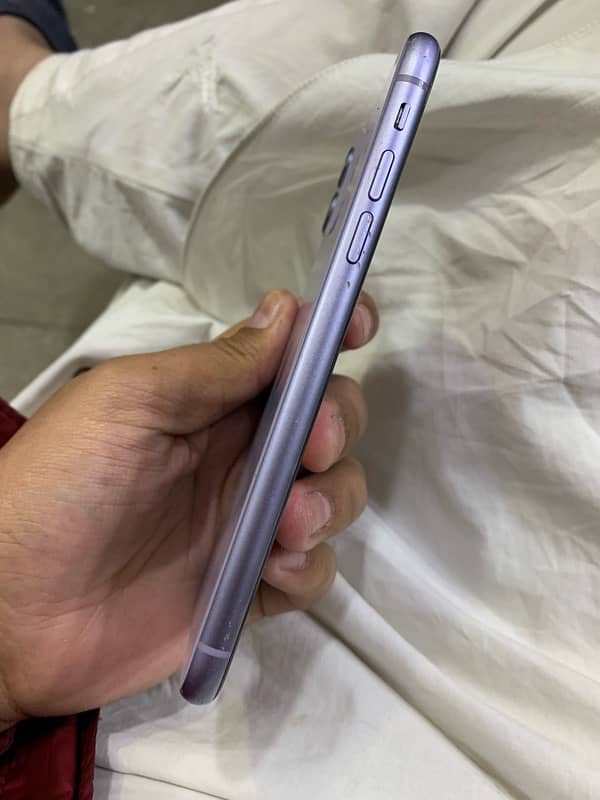 iPhone 11 64gb non pta 3