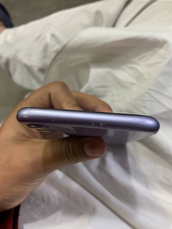 iPhone 11 64gb non pta 5