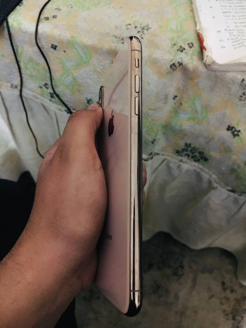 iPhone XS Max 512gb Non PTA 3