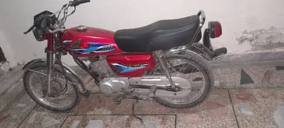 Honda 125 2021 With new 2024 company fitted outfit