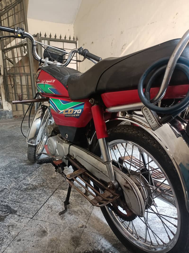 Honda CD 70 2018 5