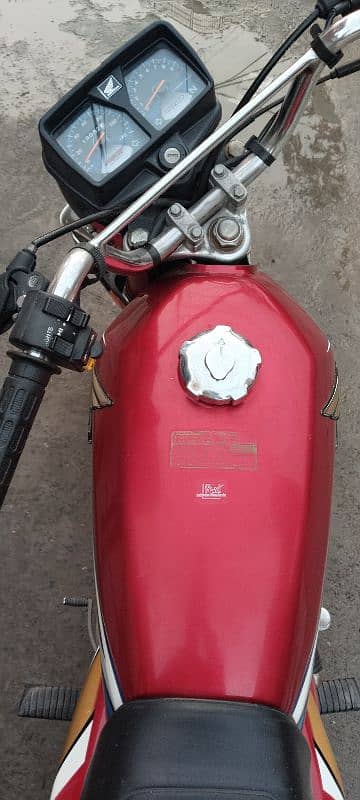 Honda CG 125 Available For Sale Model 2020 Total Genuine Bike. . 5