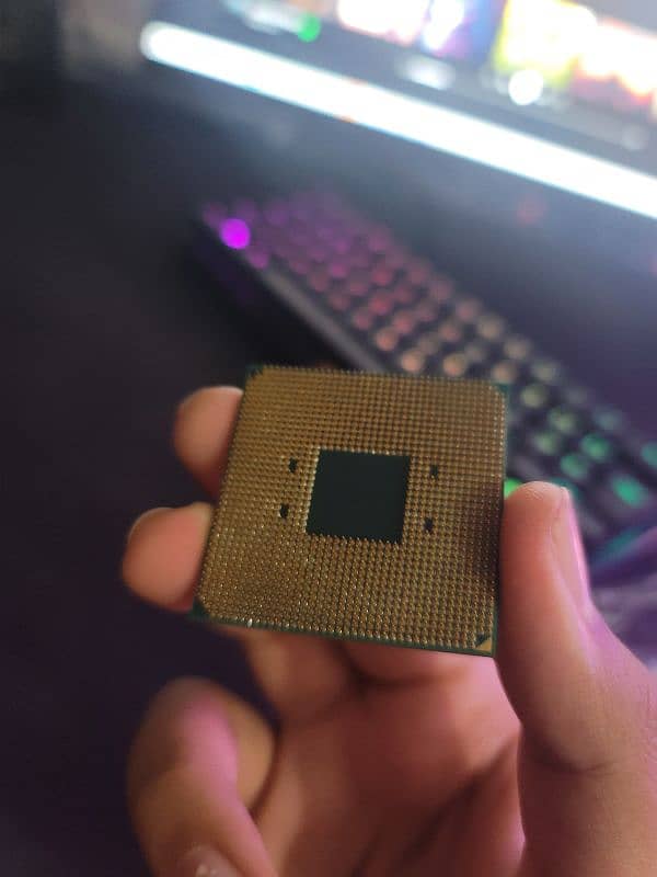 selling ryzen 5 3600 x fully working 2