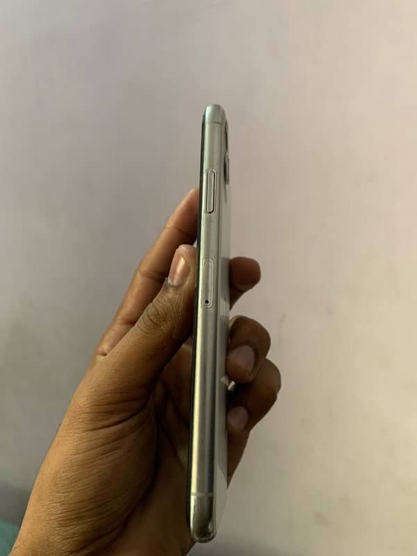 Apple iphone 11 Pro Max 256GB dual physical 1