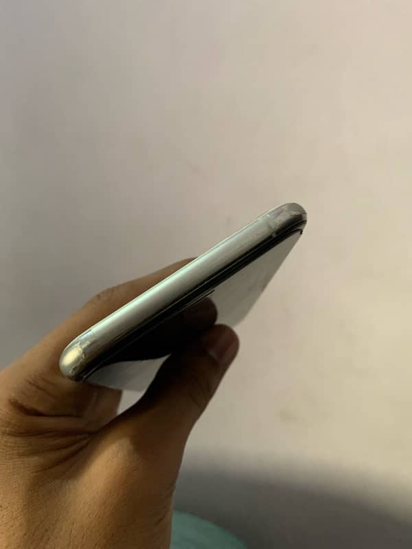 Apple iphone 11 Pro Max 256GB dual physical 4