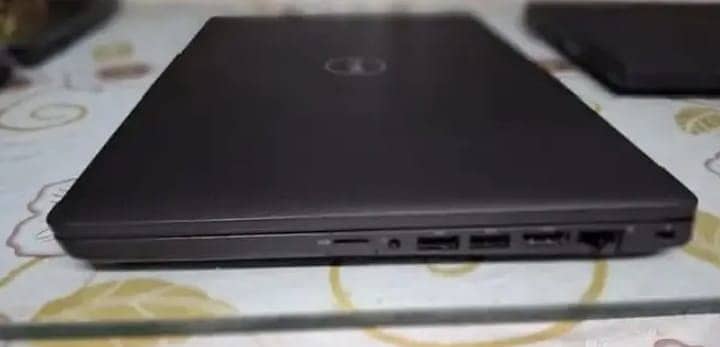 Dell Laptop Core i5 6th generation processor, 16 GB RAM aur 512 GB SSD 2