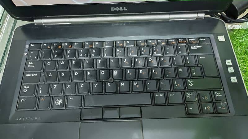 Dell Laptop i5 2nd Generation 1