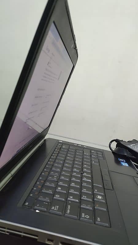 Dell Laptop i5 2nd Generation 3