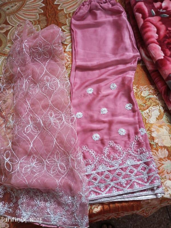 mirror work lehnga with duptta nd shirt. . one maksy with 13