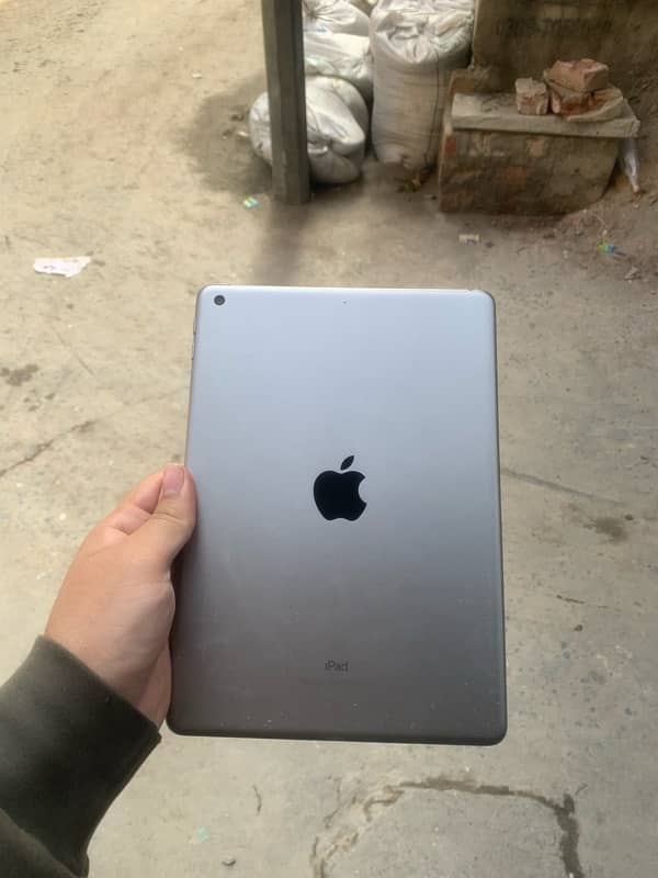 Ipad 5th generation 32gb 0