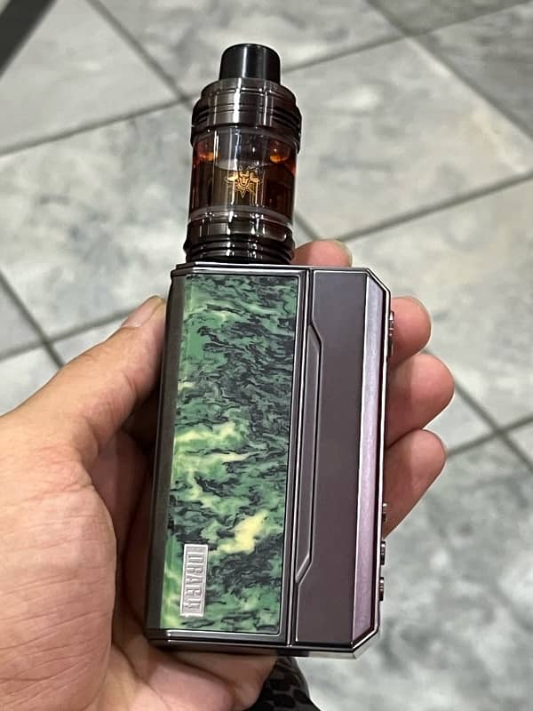 Voopoo Drag 4 (Gunmetal + Green Forest) 1