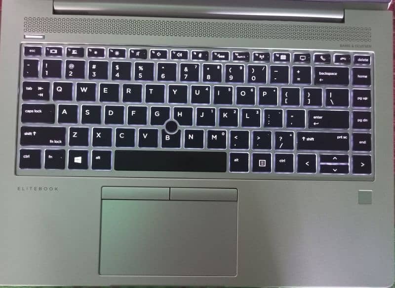 HP Laptop 4