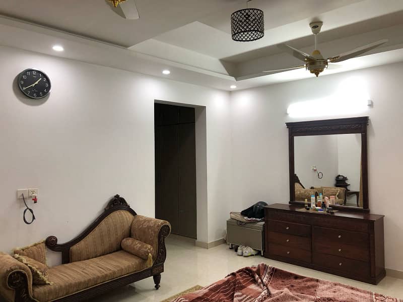 Full-Basement FULL-FURNISHED 1 Kanal House For Sale DHA Phase 5 Near PentaSquare Mall 18