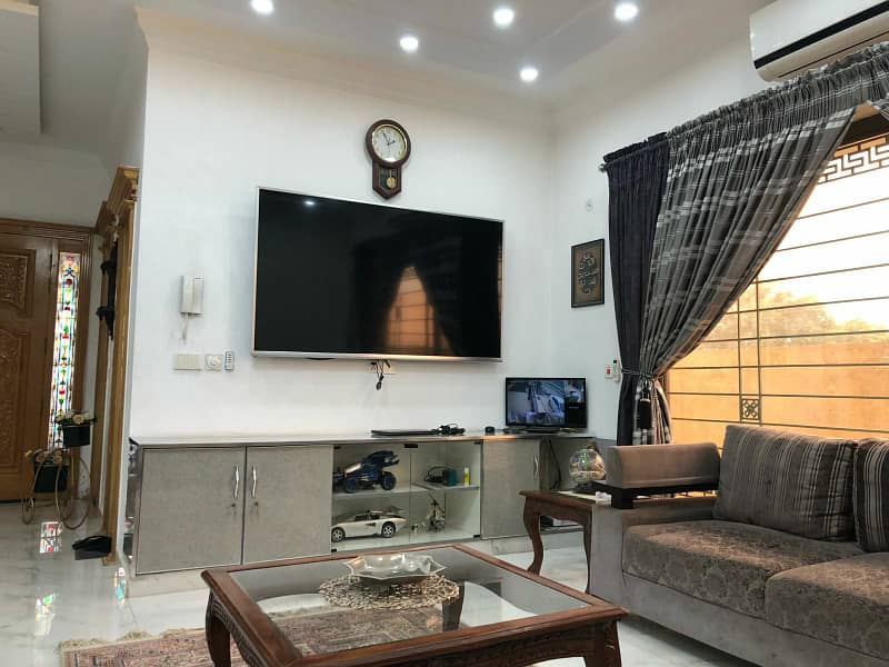 Full-Basement FULL-FURNISHED 1 Kanal House For Sale DHA Phase 5 Near PentaSquare Mall 30