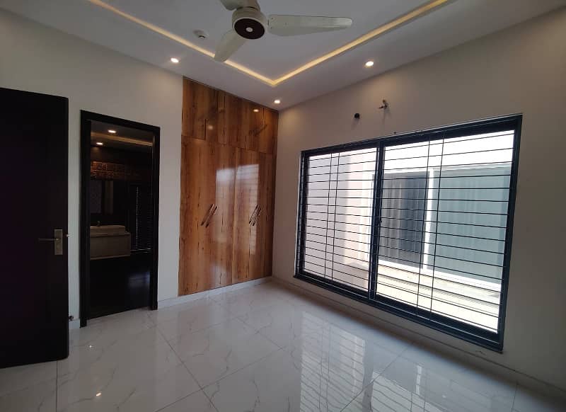 5 MARLA Full HOUSE FOR RENT DHA LAHORE PHASE 9TOWN 27