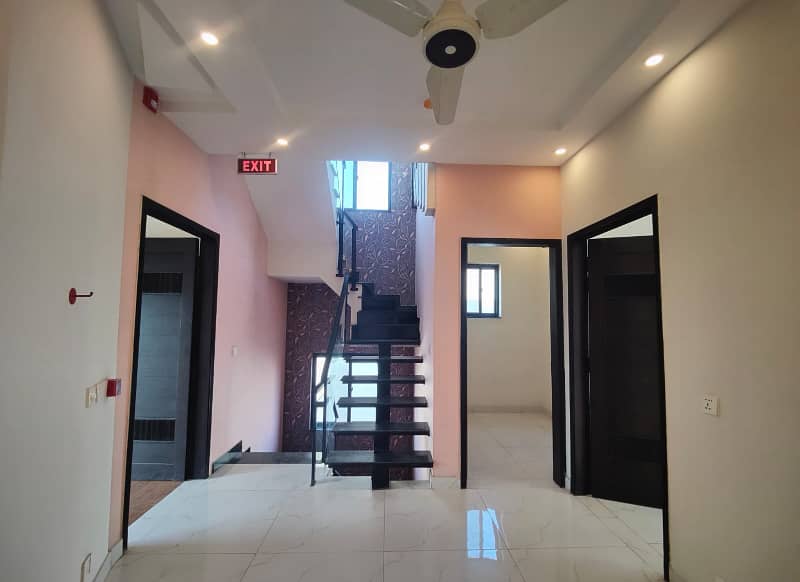 5 MARLA Full HOUSE FOR RENT DHA LAHORE PHASE 9TOWN 32