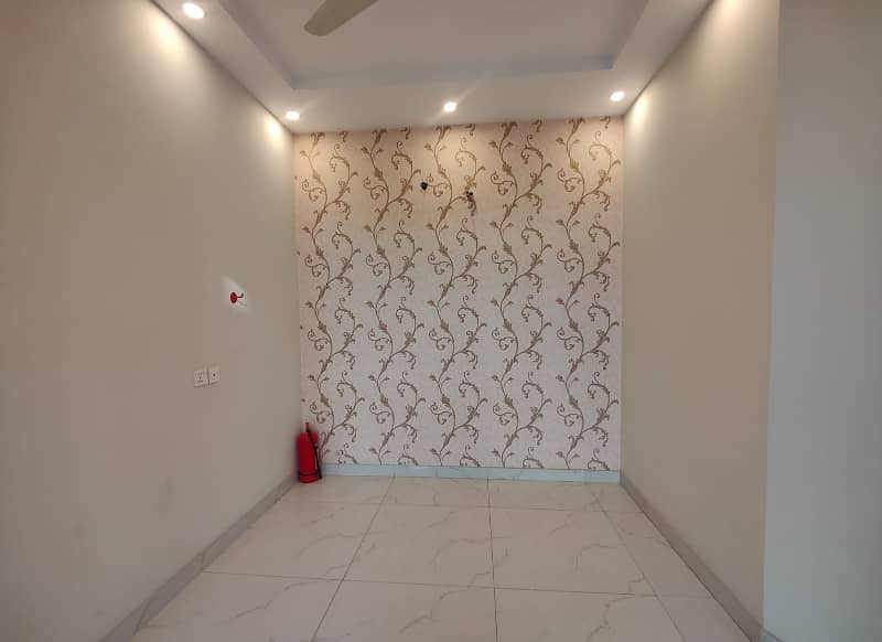 5 MARLA Full HOUSE FOR RENT DHA LAHORE PHASE 9TOWN 35