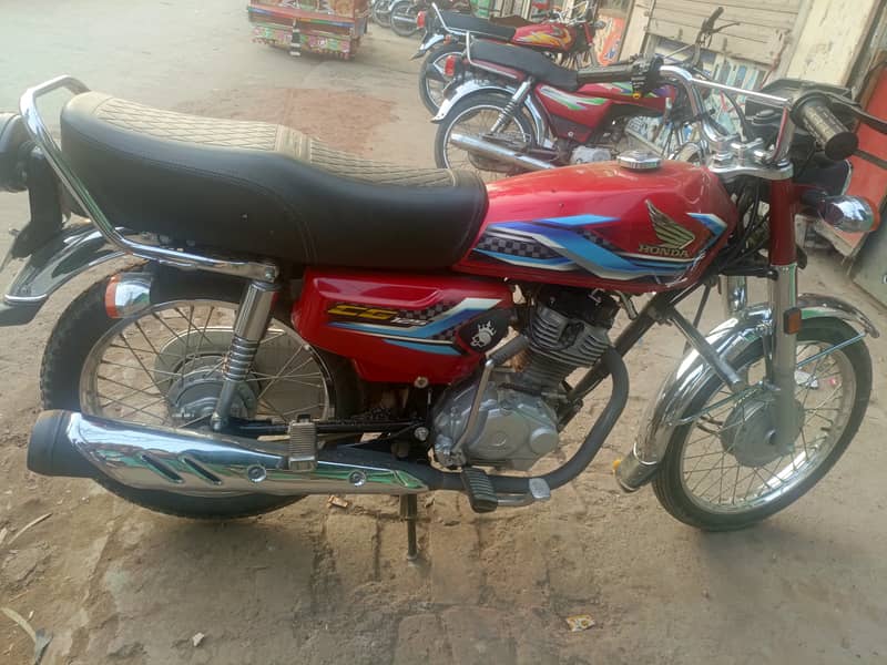 Honda CG 125 2024 1