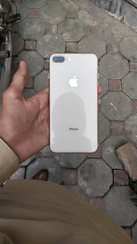 Iphone 8 plus 1