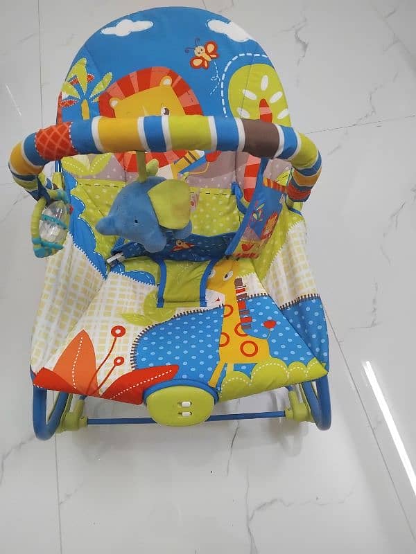 Mastela Musical Bouncer + Rocker 2