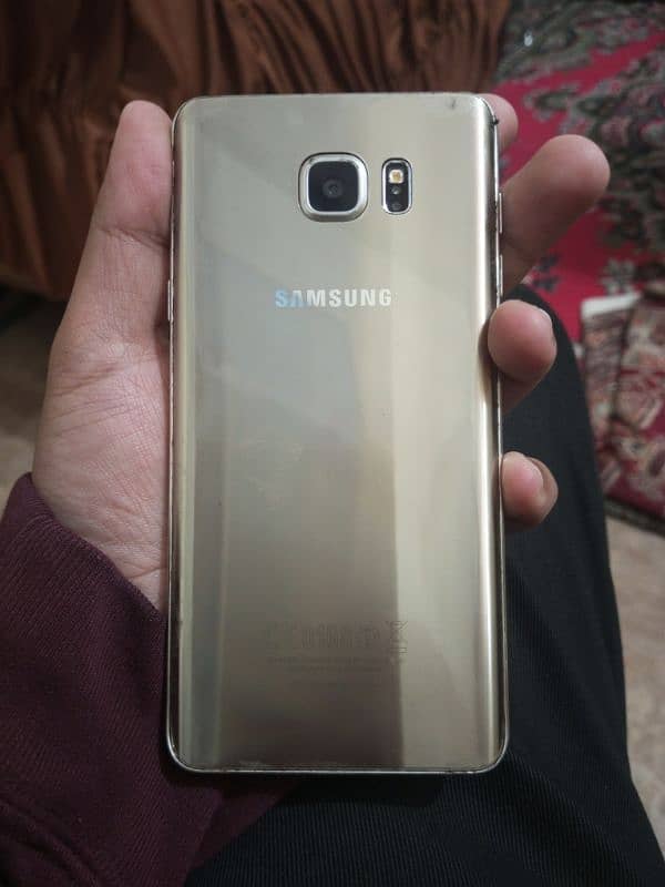 Samsung Galaxy Note 5 panel 2