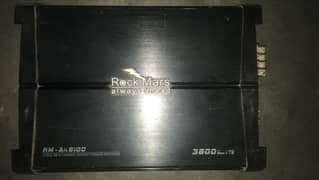 RockMars 4 Channel Amplifier