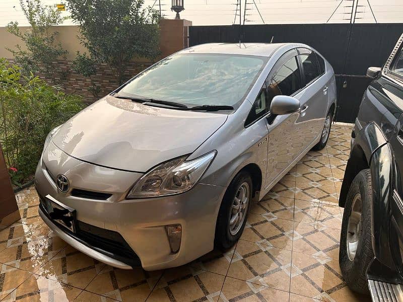 Toyota Prius 2015 7