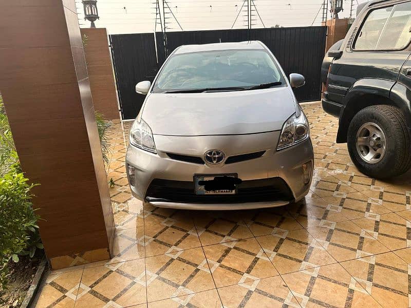 Toyota Prius 2015 9