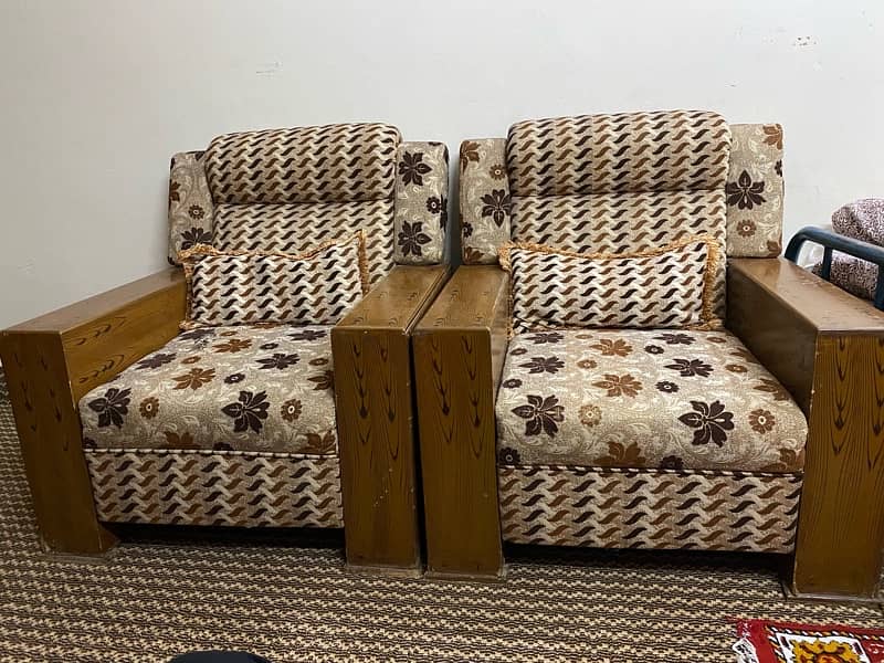 5 seater sofa set are available in good price 1