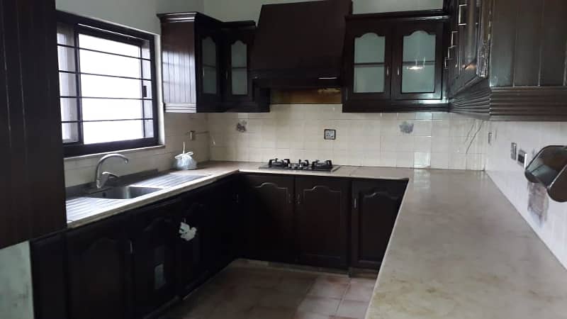 One Kanal Upper Portion with Separate Gate - Fully Independent Unit for rent in DHA ph 1 2