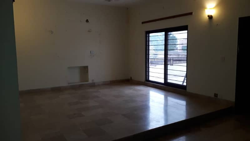 One Kanal Upper Portion with Separate Gate - Fully Independent Unit for rent in DHA ph 1 5