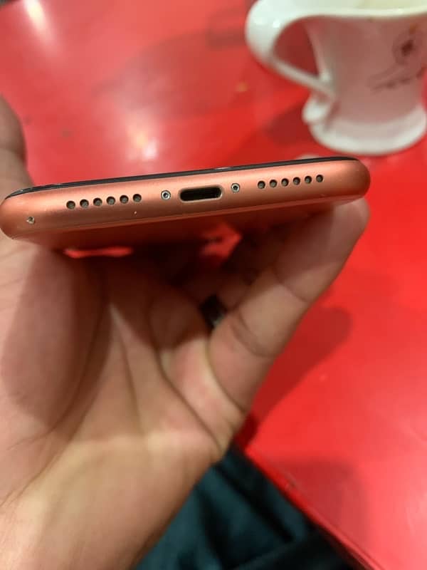 Iphone xr non pta all sim working  read dec all original 4