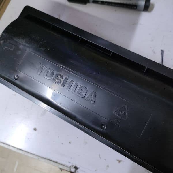 Toshiba Toner T-3008P 2