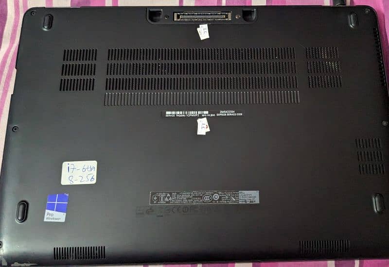 Dell Latitude E7470 0