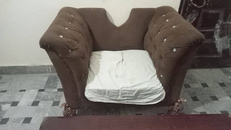 sofa 5 seater available for sale 1