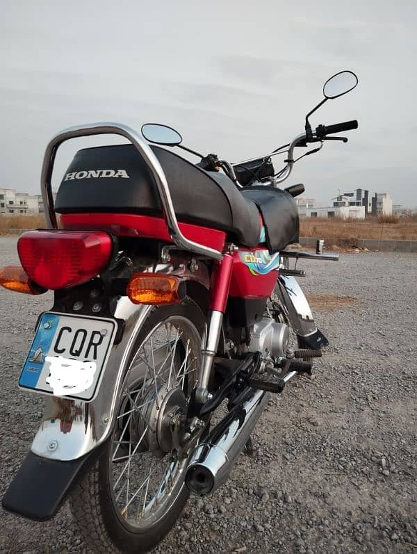 Honda 70 ( urgent for sale ) 2