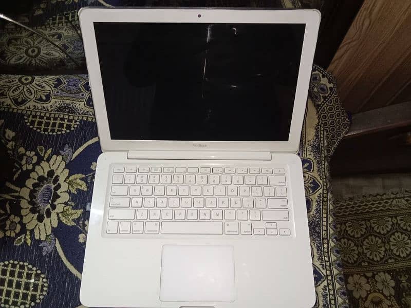 "MacBook Air for Sale - Upgraded RAM & SSD!" 4