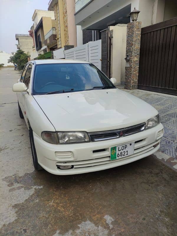 Mitsubishi Lancer 1992 in best condition is urgent for sale 4