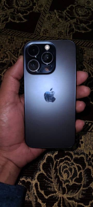 iphone 15 pro 128gb 0