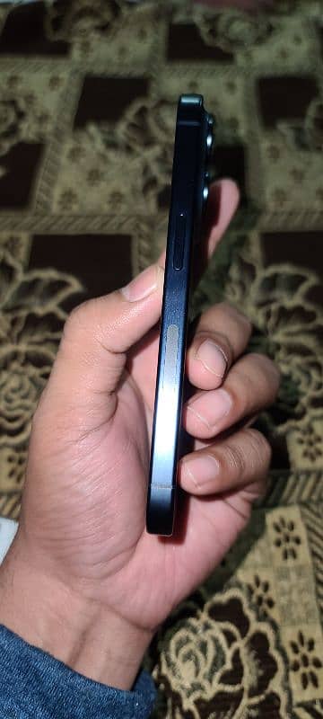 iphone 15 pro 128gb 4