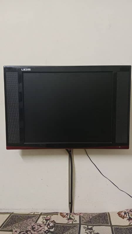 china led tv in excellent condition 0