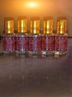 Red gulab iattar 12ml good fragrance