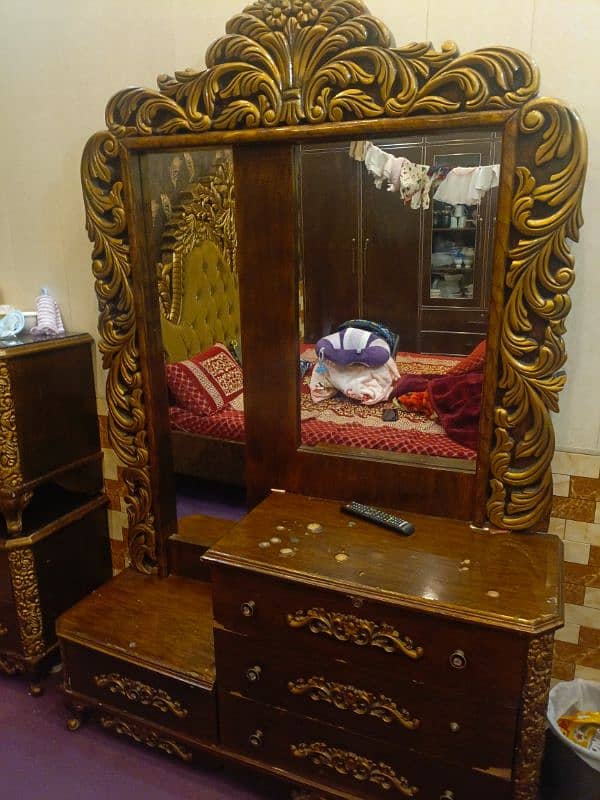 dressing table and 2 side tables for sale reeling arti h bass 0