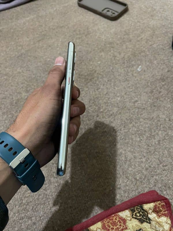 HUAWEI P50 1