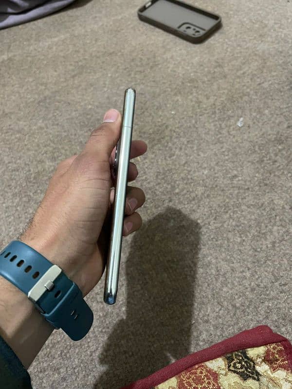 HUAWEI P50 4