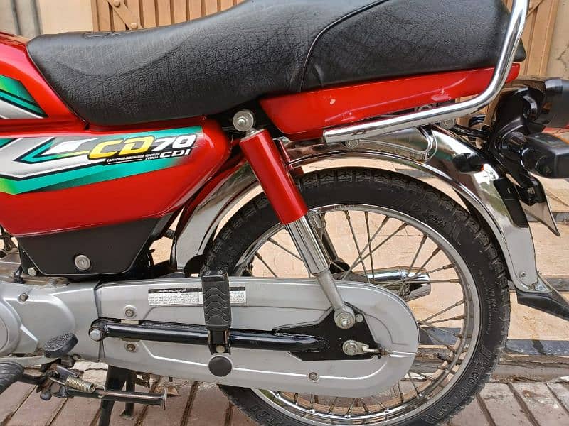 Honda cd 70 new used lush condition 1