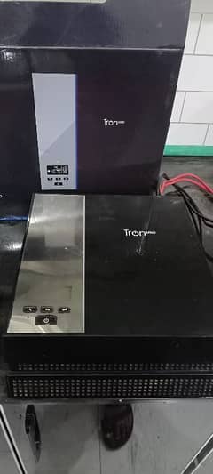 1000 watts UPS Single Battery